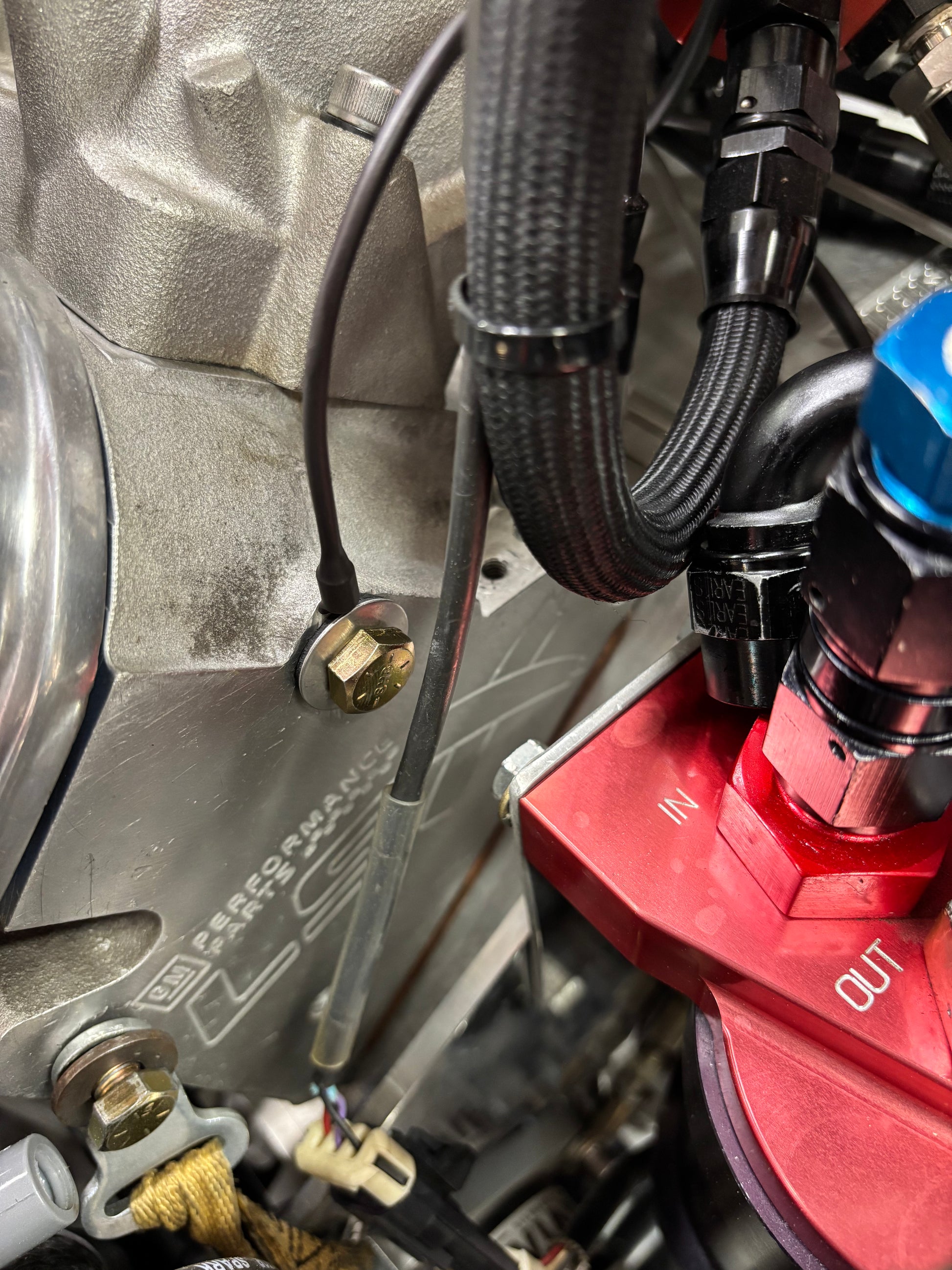 Surface temperature sensor on cylinder head